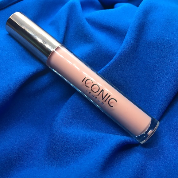 ❤️ NEW! ICONIC LONDON Lip Plumping Gloss - Picture 1 of 4